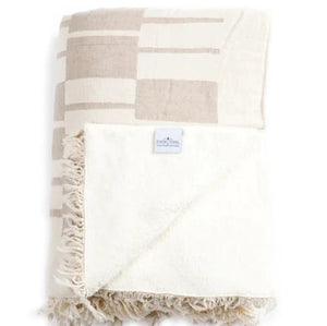 Vance Fleece Throw - Beige