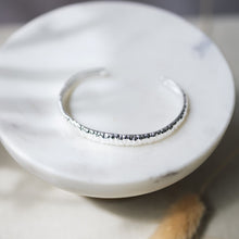 Load image into Gallery viewer, Vexen Cuff - Silver
