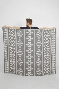 The Beach Fleece Throw - Granite