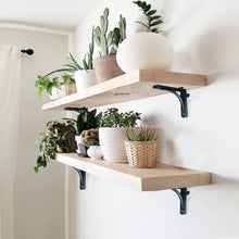 Load image into Gallery viewer, Station Shelf Bracket - 6.5x5.5&quot; Black
