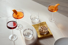 Load image into Gallery viewer, Metropolitan Champagne Saucer
