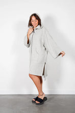 Load image into Gallery viewer, Dover Wool Zip Poncho - Grey
