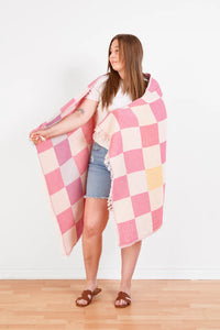 The Beckon Checkered Towel - Pink Mix