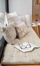 Load image into Gallery viewer, Arabella French Mattress
