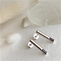 Bacillus Bar Stud Earrings With Rectangle Crystal - Silver